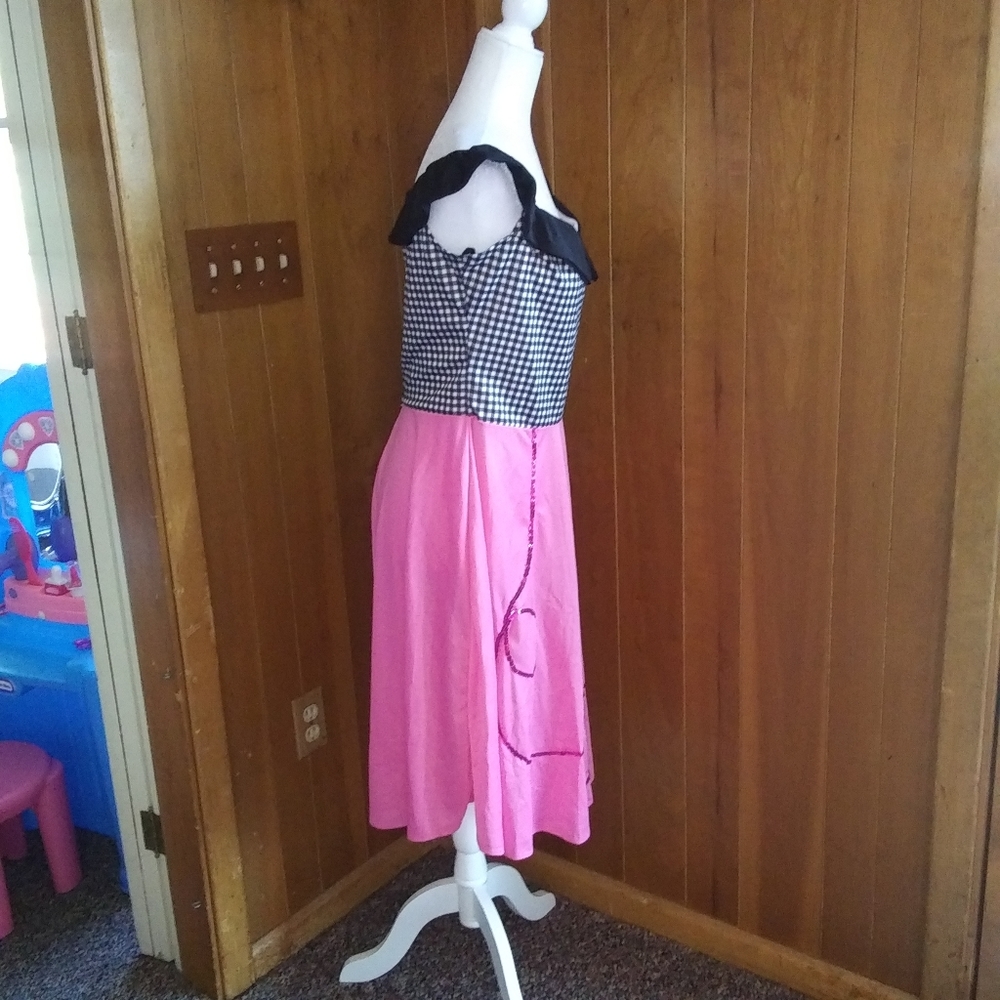 LAST CHANCE! Adult Poodle Girl Costume Dress - Picture 5 of 8